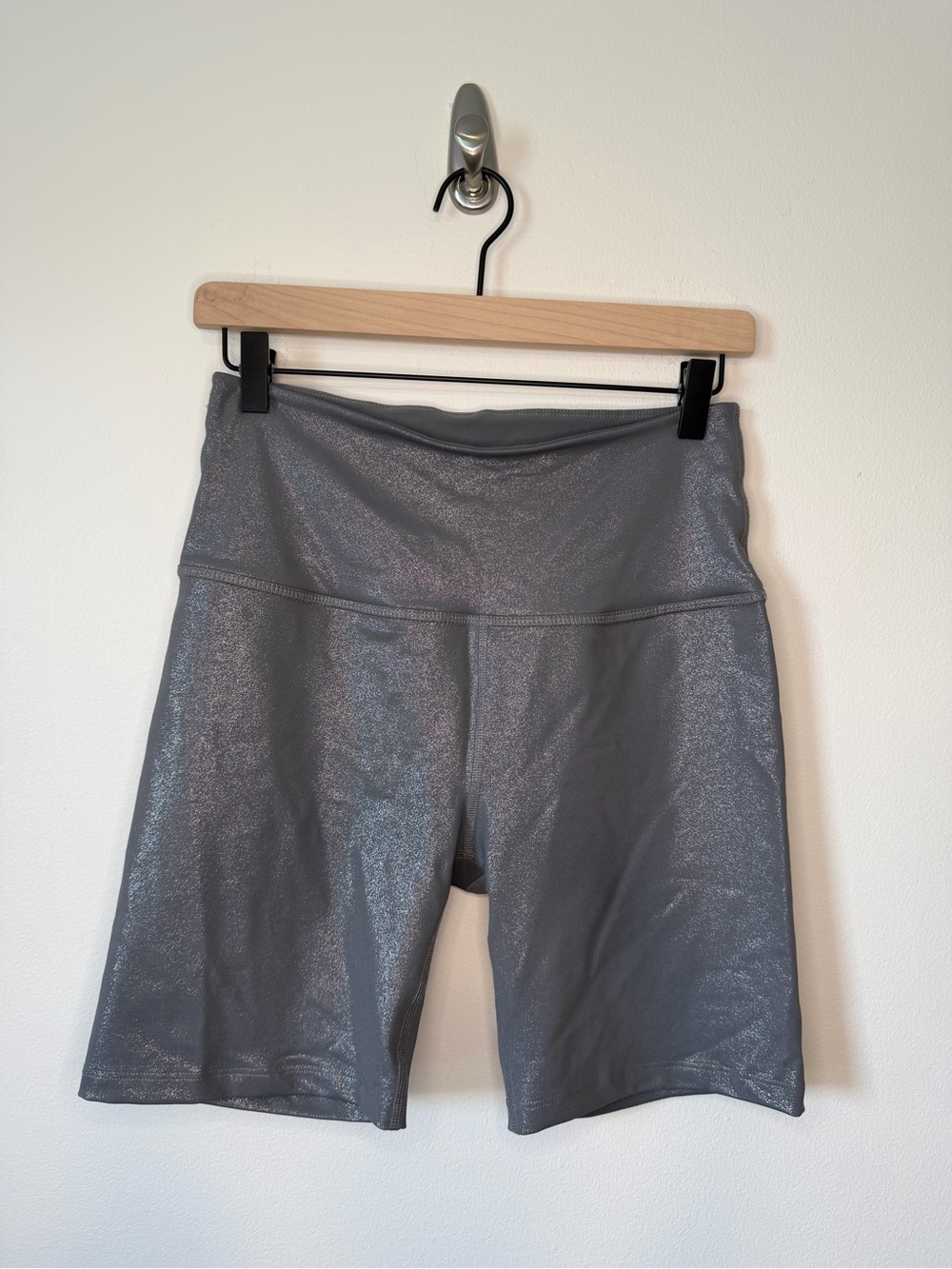 Beyond Yoga Twinkle Metallic Silver-Gray High-Waist Bike Shorts L